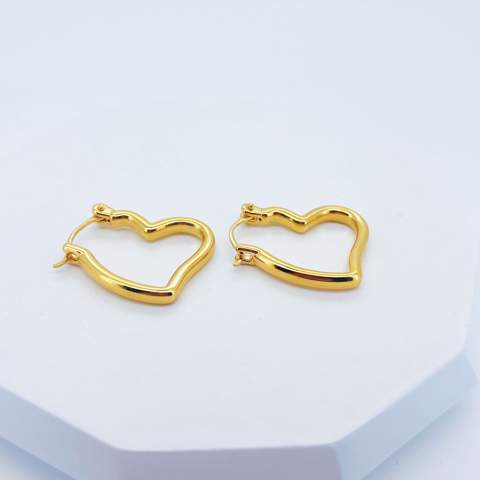 足金999黄金爱心金耳扣5.33-