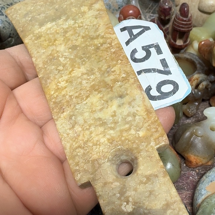 和田玉颈饰未镶嵌g**g