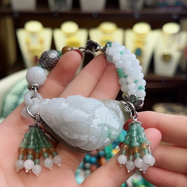 翡翠手链未镶嵌手链