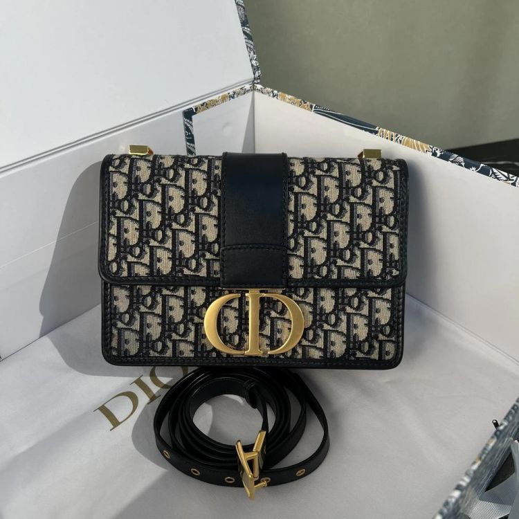 95新/迪奥/C8354582366/[251204zbb]