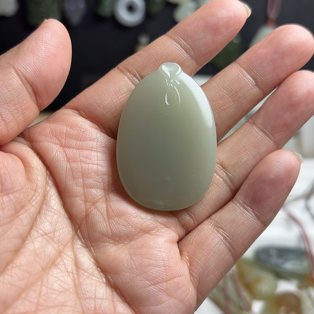 和田玉颈饰未镶嵌旺*