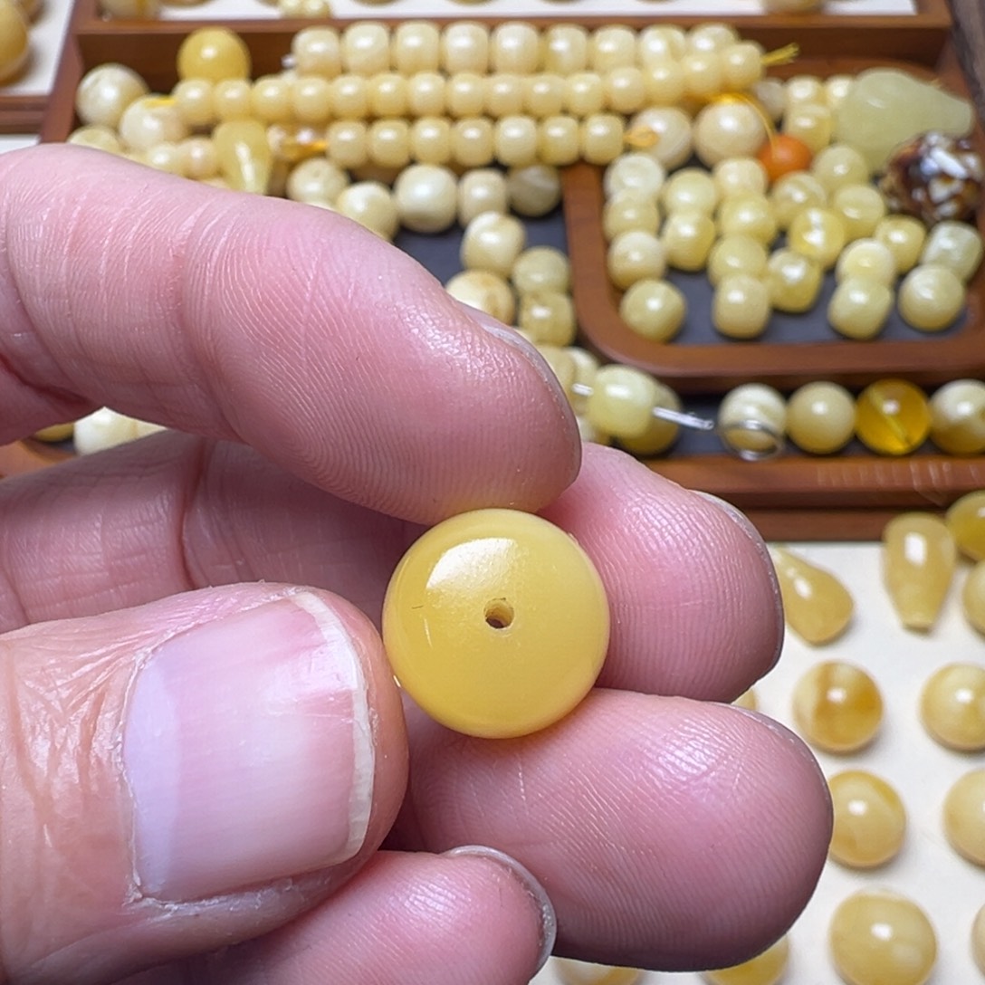 -***-蜜蜡未镶嵌裸石琥珀蜜蜡