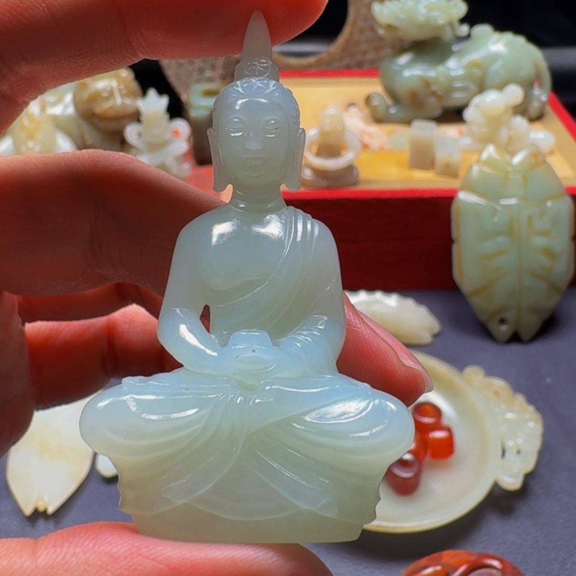 【闪购商品】和田玉车挂未镶嵌辰*