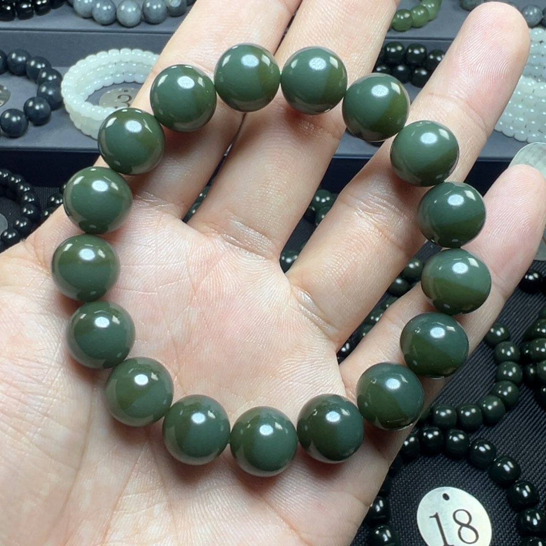 和田玉未镶嵌手链