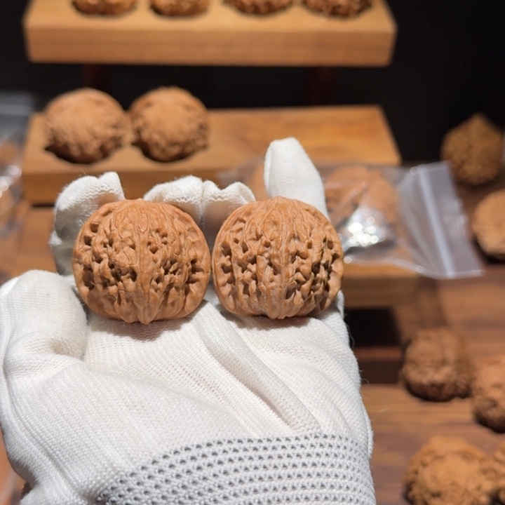 喜***～文玩核桃吊坠37磨盘山地