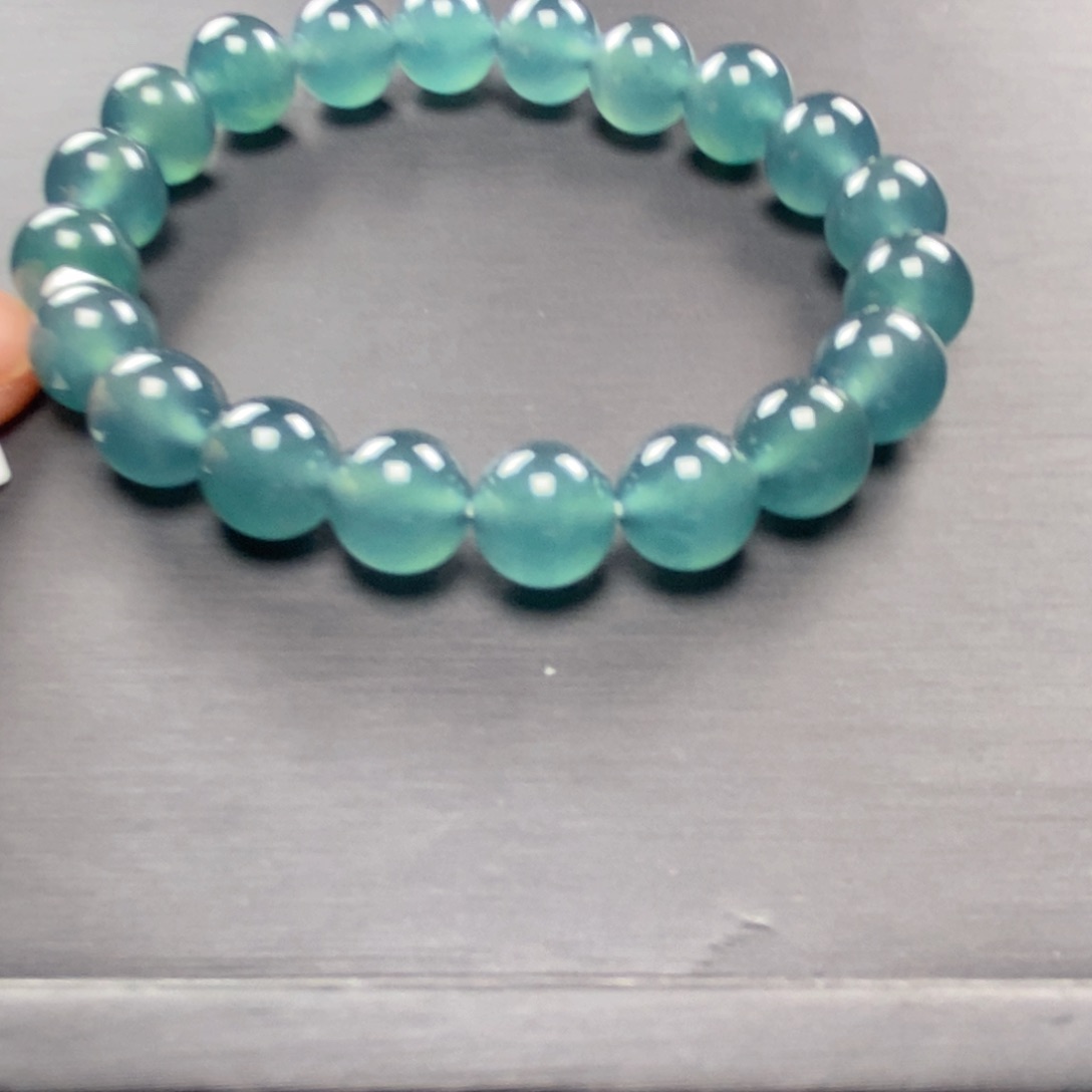 翡翠手串未镶嵌萝****?多样性发货其一卡10。16颗