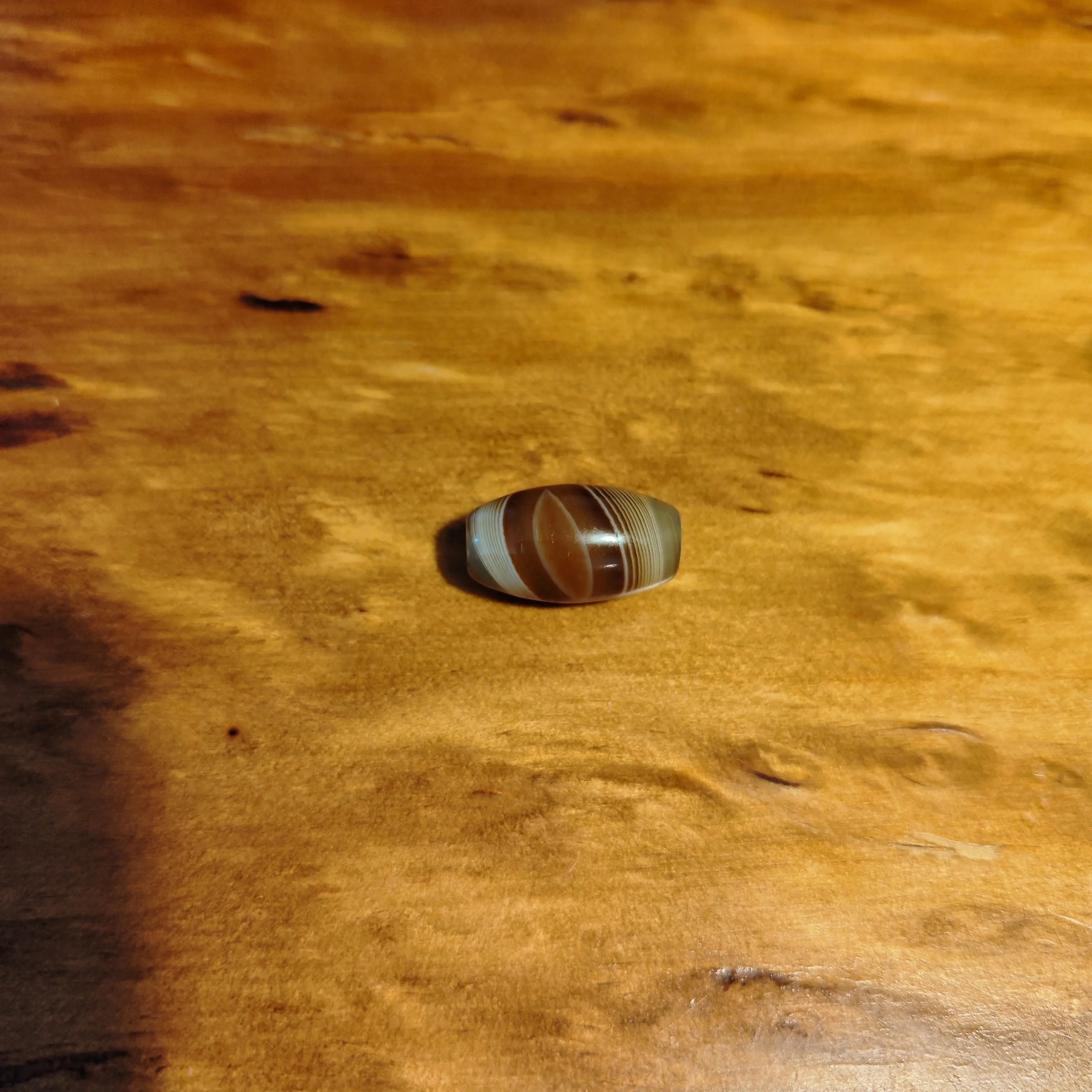 缠丝玛瑙眼石桶珠