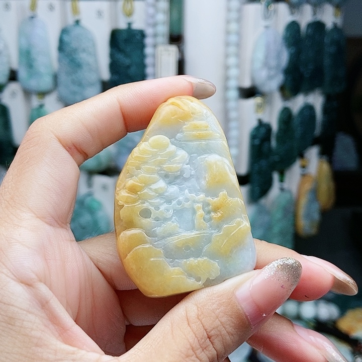 翡翠未镶嵌颈饰翡翠