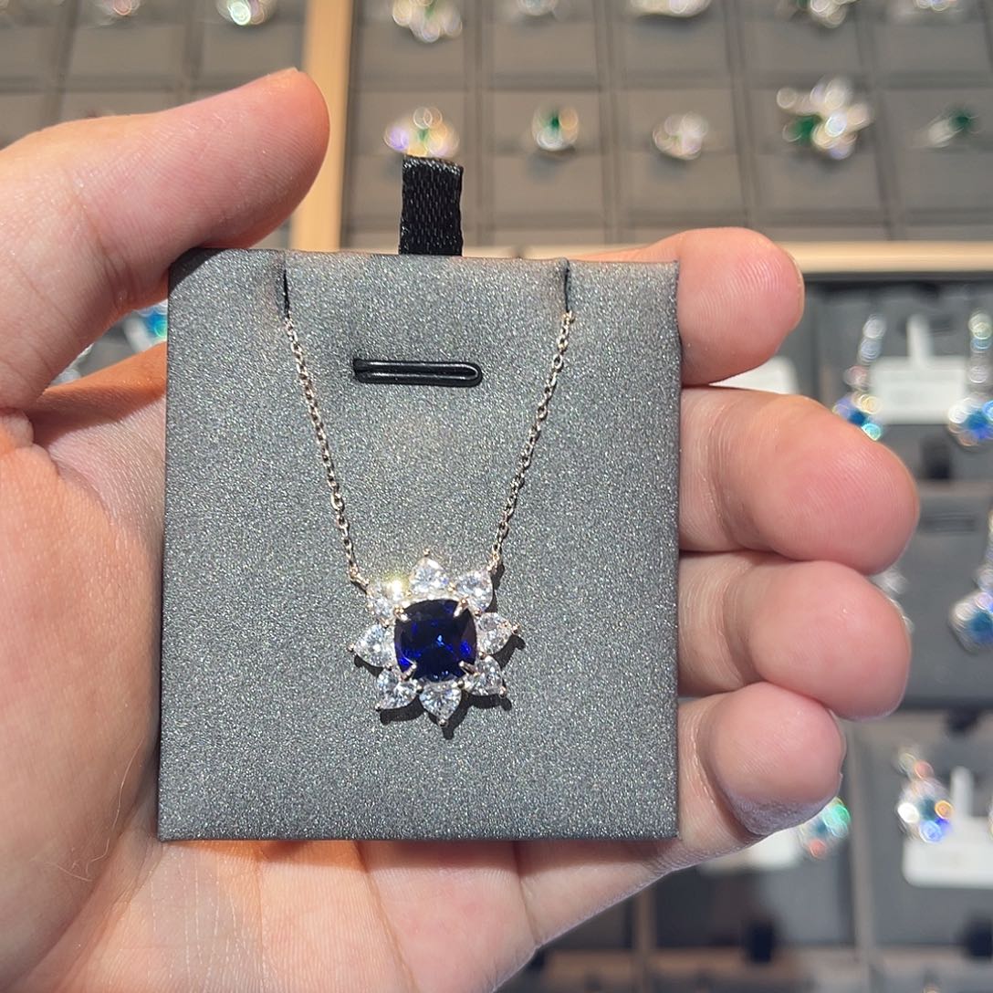 925银培育宝石时尚精美戒指