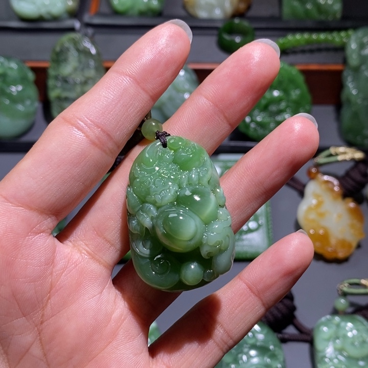 和田玉挂件未镶嵌