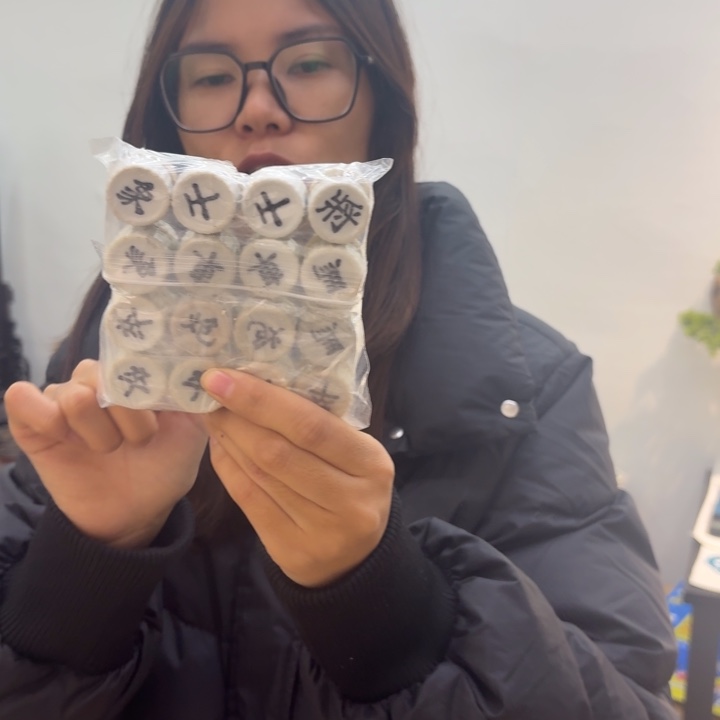 纯手工瓷器摆件一件