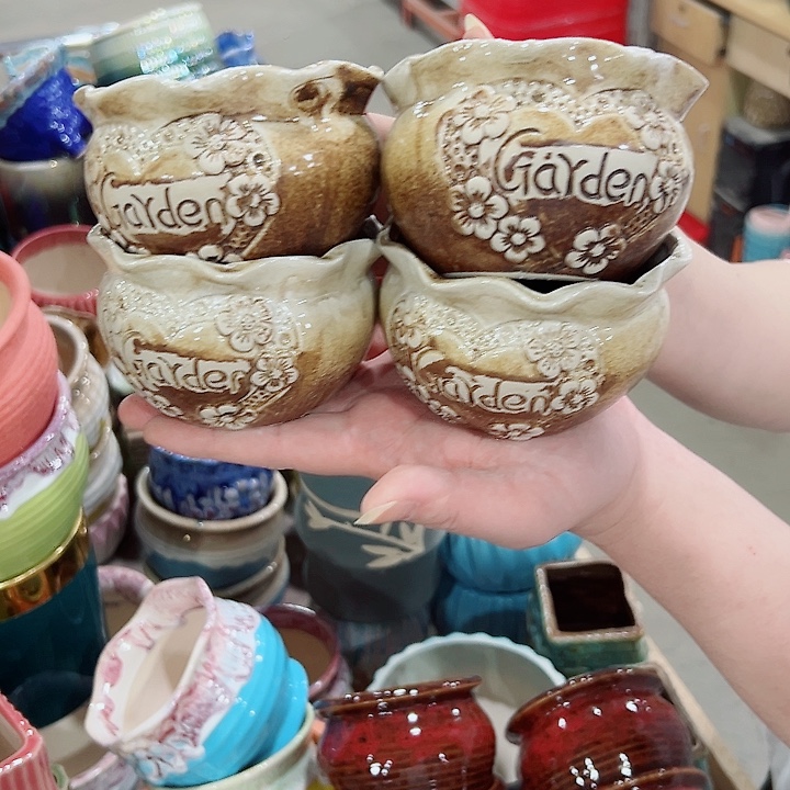 有孔.凑满10元发货多肉陶瓷花盆！