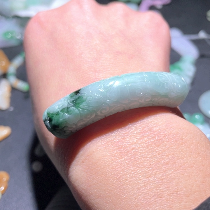 【闪购商品】翡翠颈饰未镶嵌天然翡翠