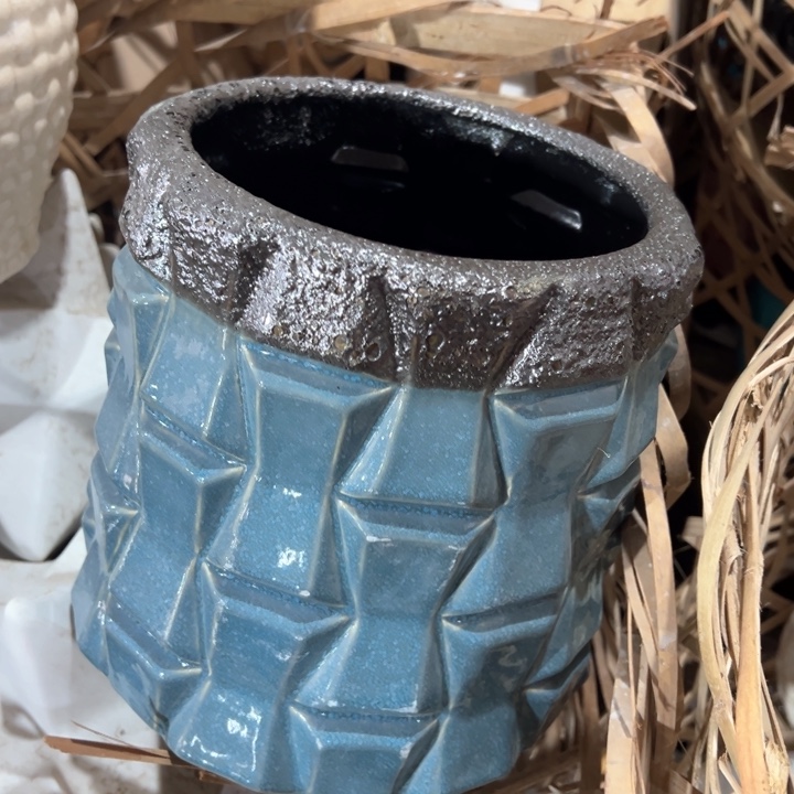 陶瓷花瓶摆件外贸出口（微瑕）