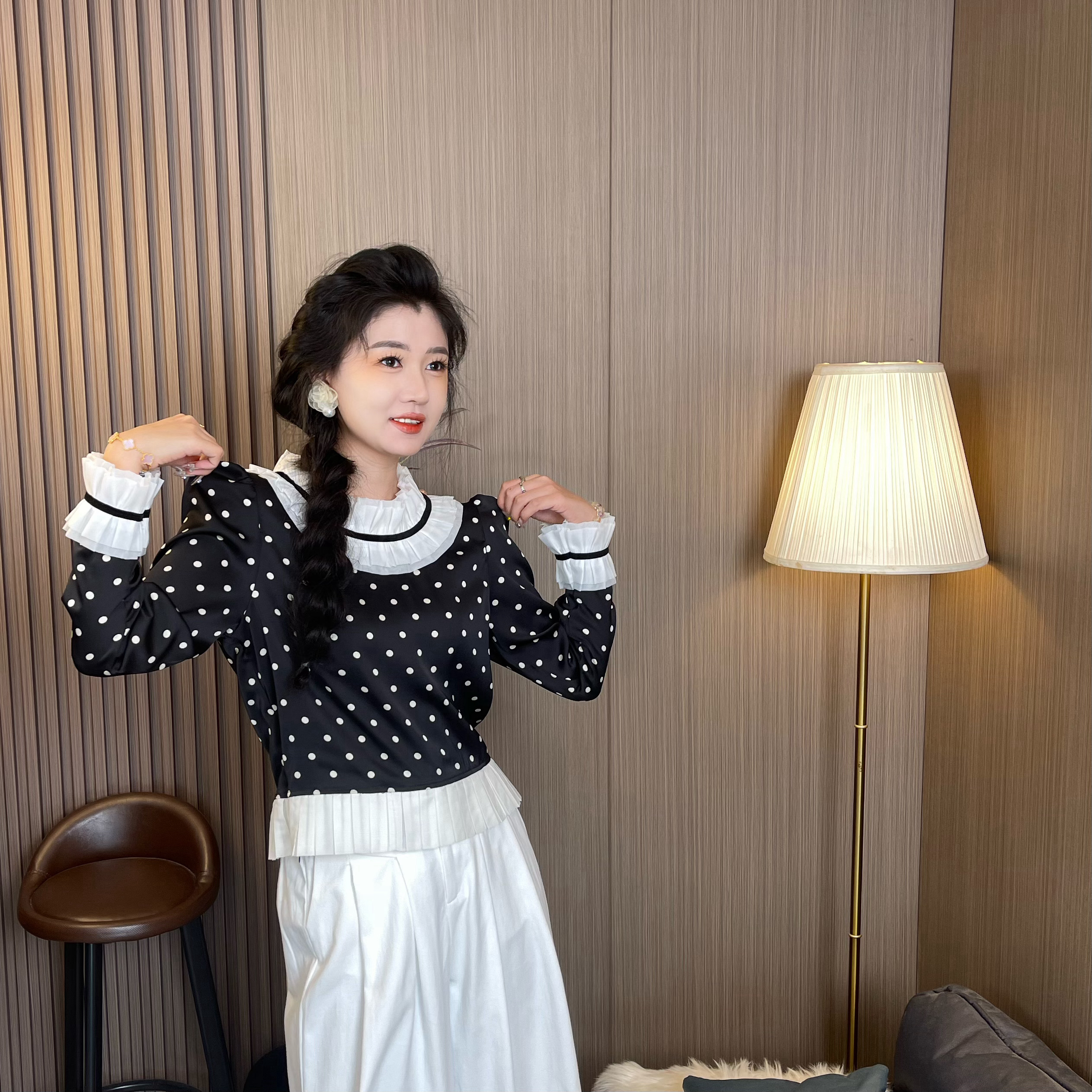 MUMU家【纯欲girl】设计款甜美圆领波边上衣秋季新款波点衬衣