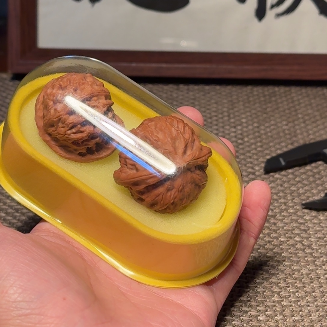 吊坠文玩核桃刚回家经过h健康