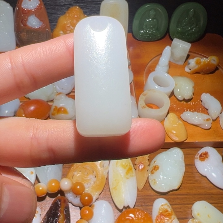 和田玉未镶嵌挂件