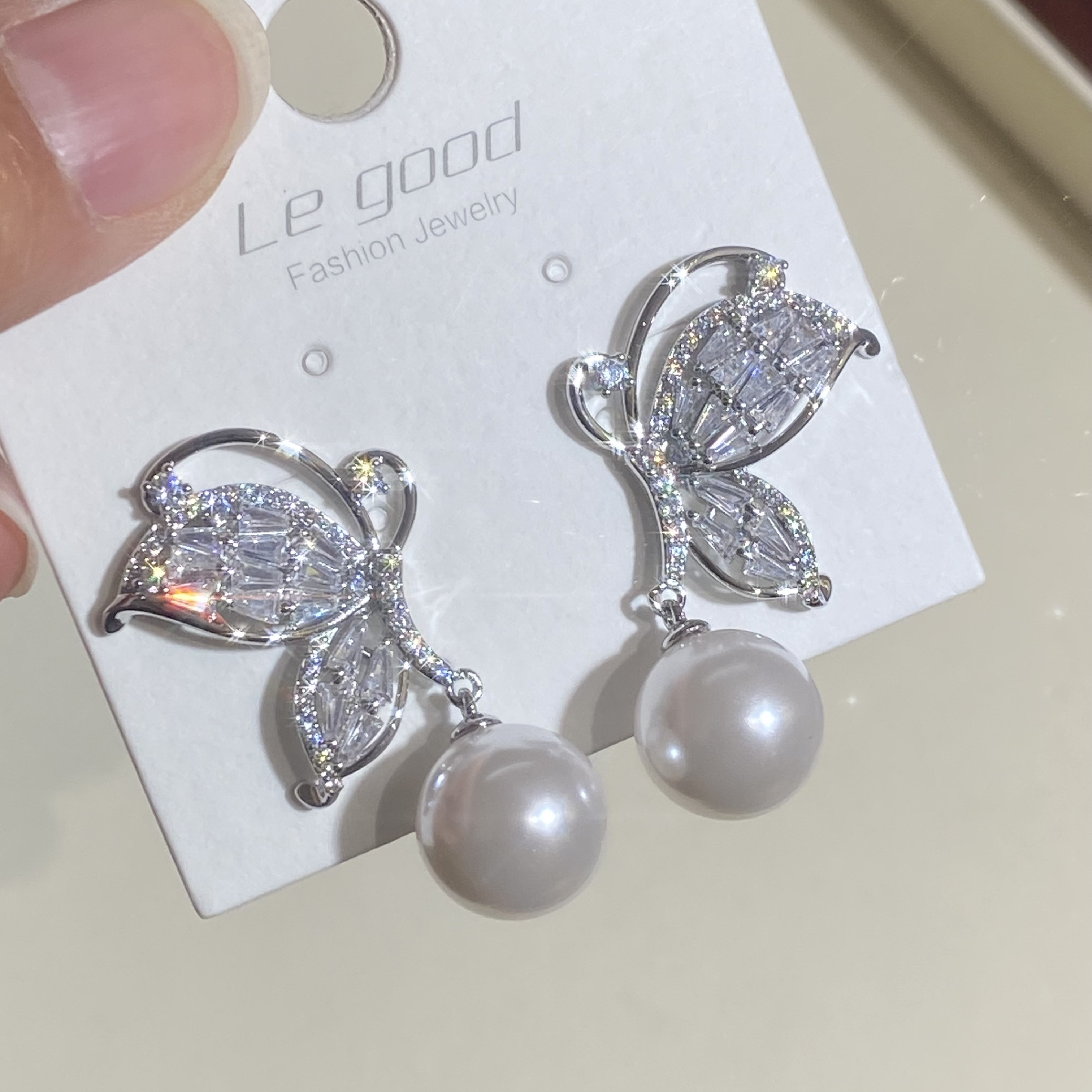 铜合金锆石耳饰 2740-0044超仙锆石蝴蝶珍珠耳夹新娘婚纱礼服耳饰