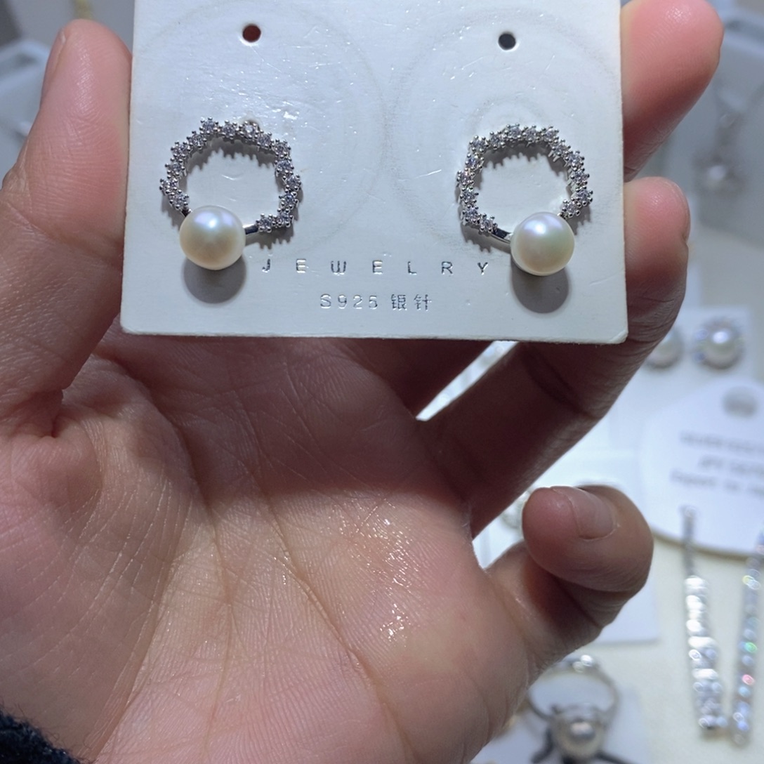 淡水珍珠未镶嵌耳饰
