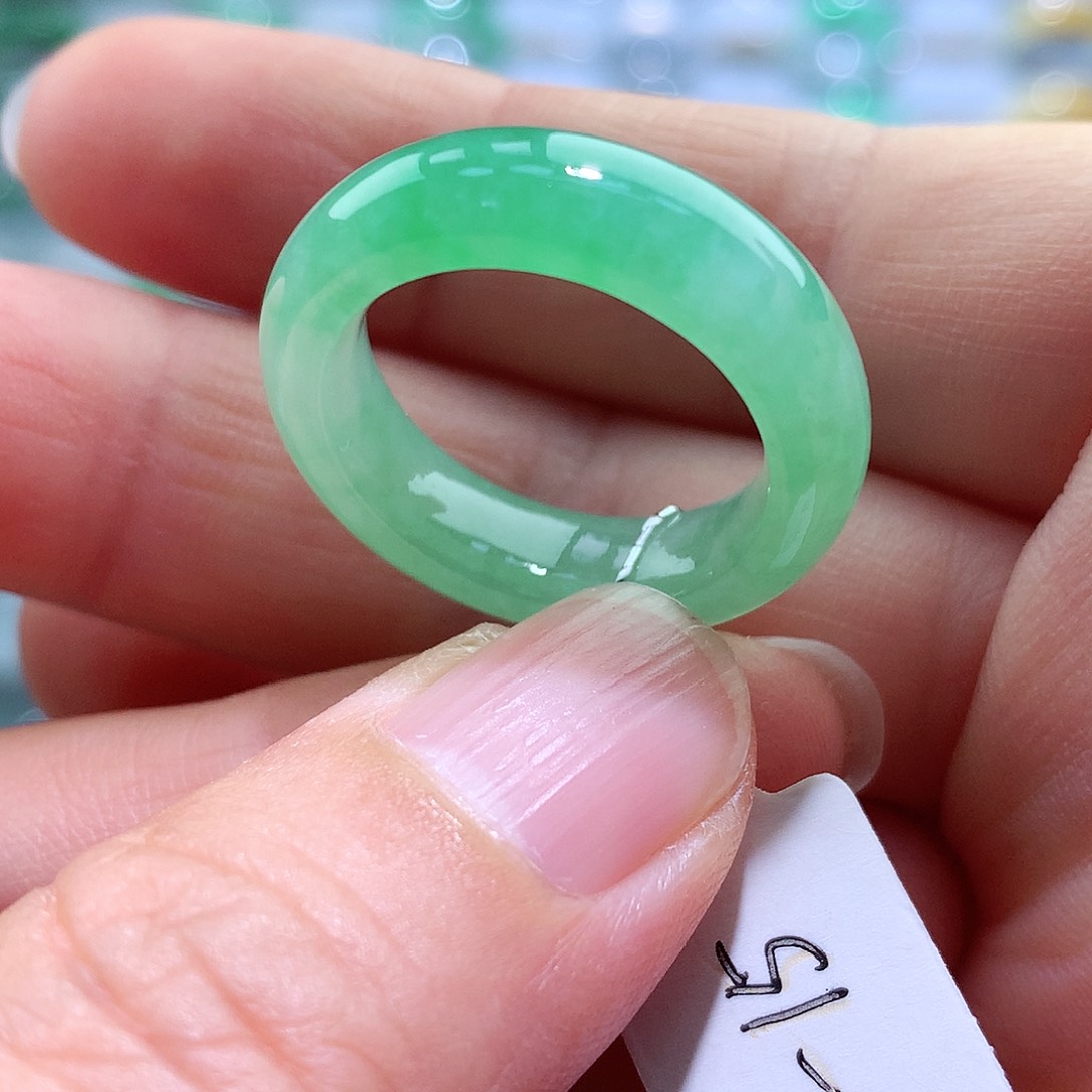 翡翠戒指未镶嵌14-15号