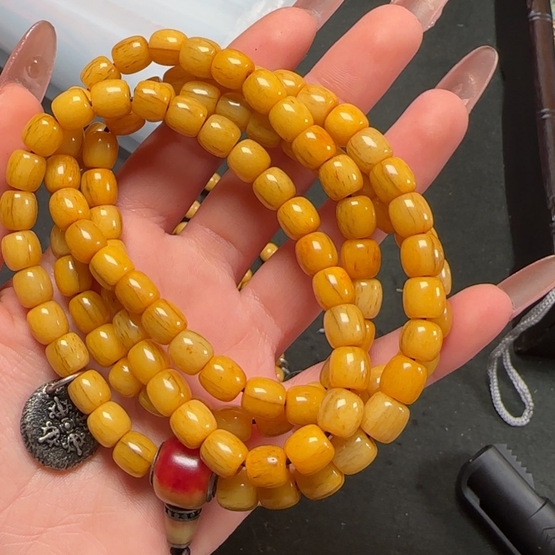 泥塑若*~…………………………………………