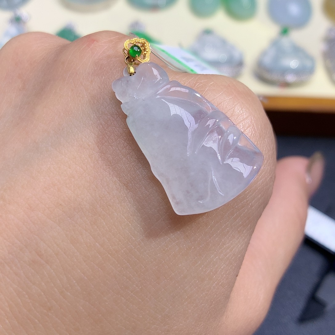 翡翠颈饰18K金镶嵌竹节