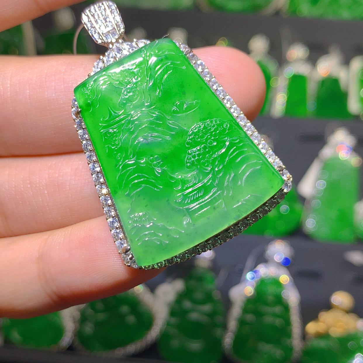 【闪购商品】翡翠吊坠(不含链)银S925镶嵌