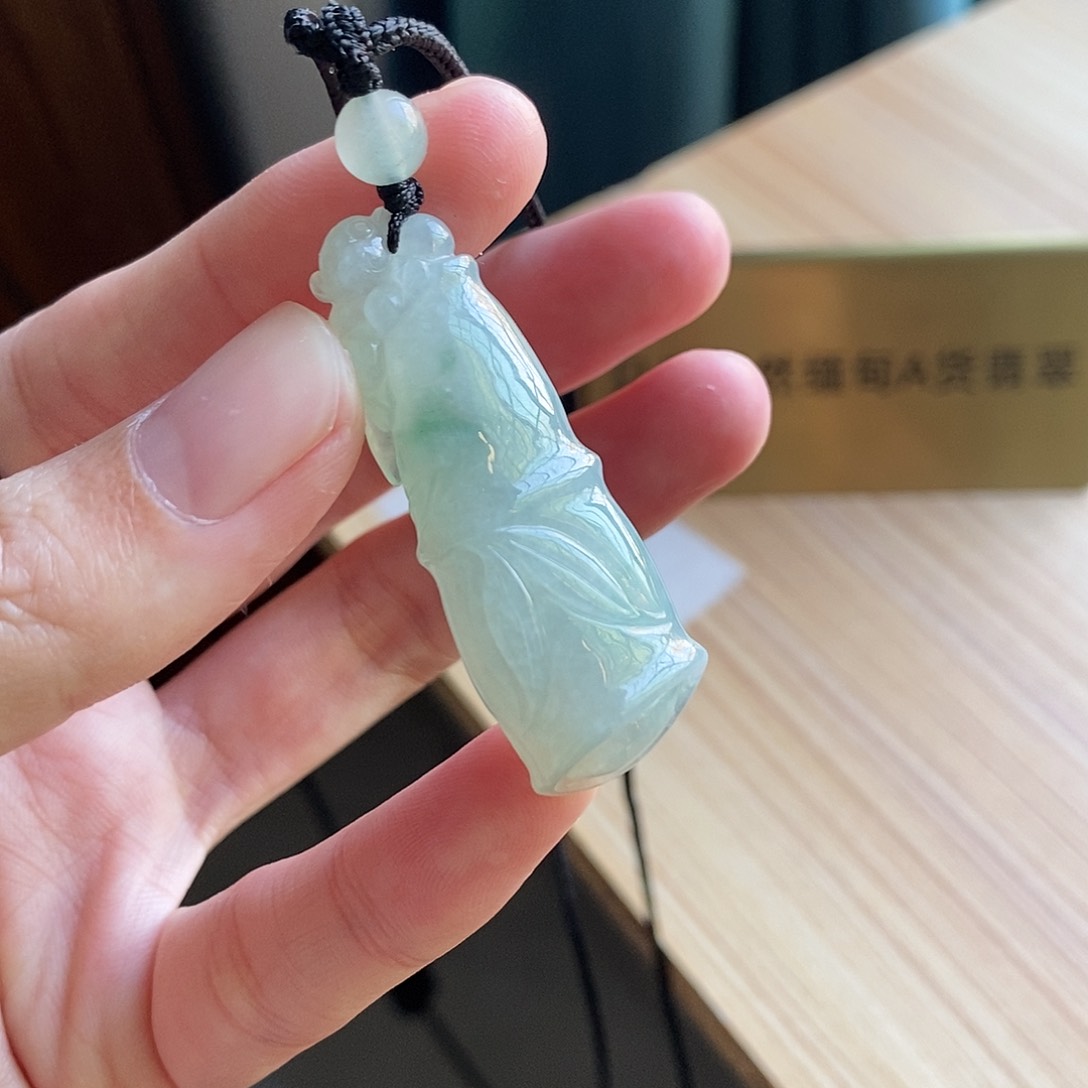 【闪购商品】颈饰未镶嵌翡翠天然缅甸A货翡翠