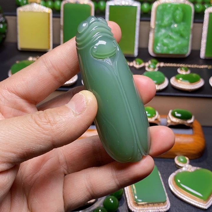 吊坠(不含链)未镶嵌和田玉随**来