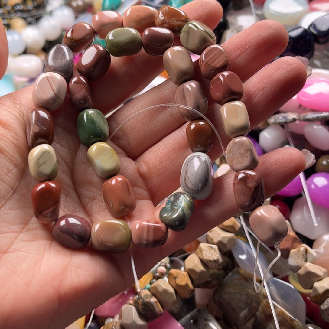 石英质玉珠宝奇石未镶嵌图