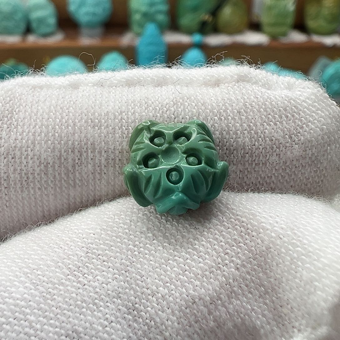 绿松石配饰未镶嵌