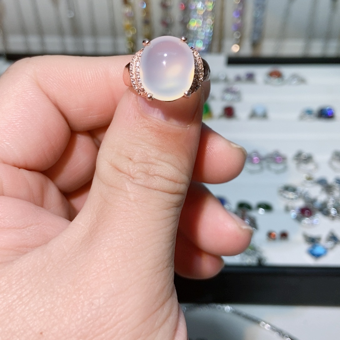 银S925镶嵌耳饰托帕石