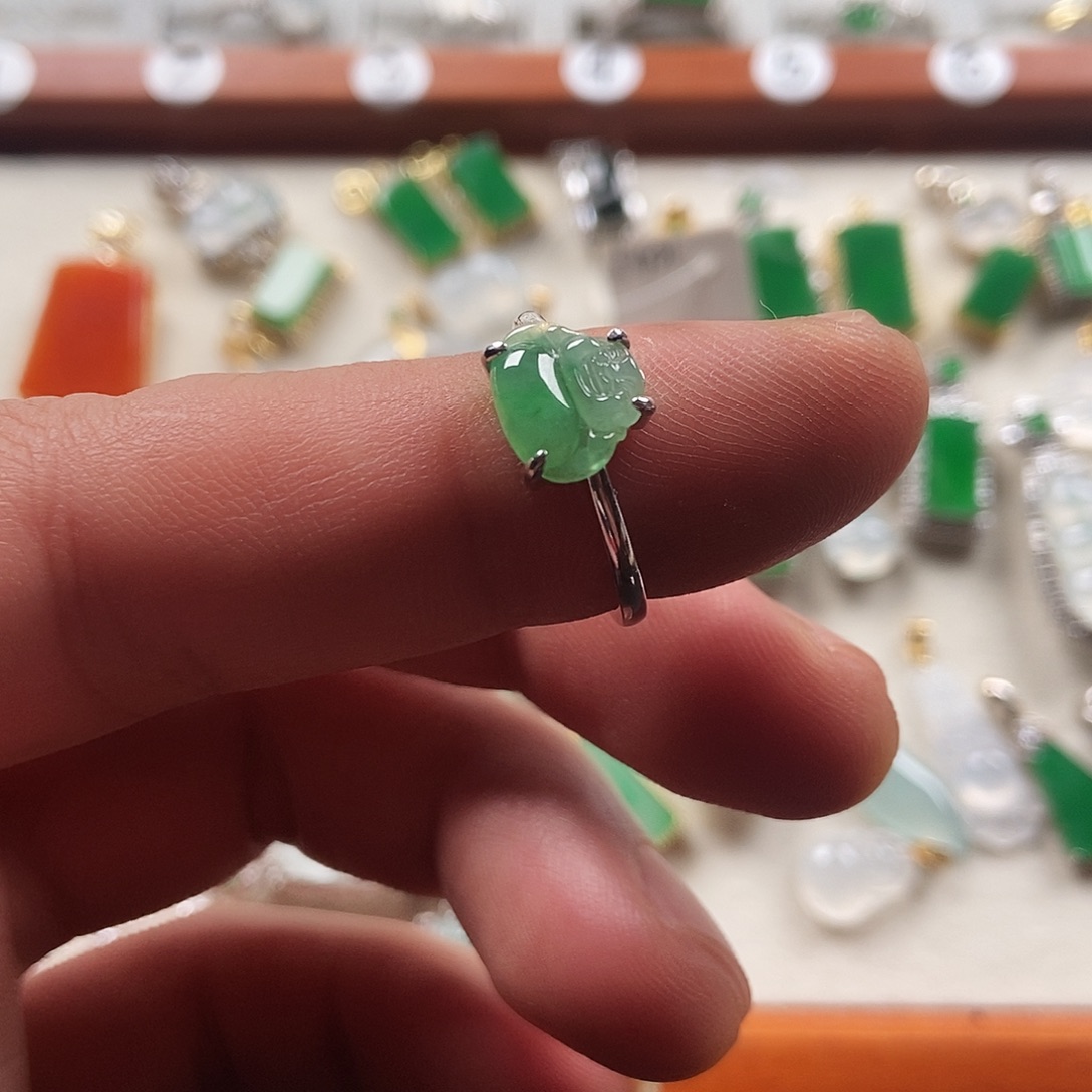 翡翠银S925镶嵌戒指