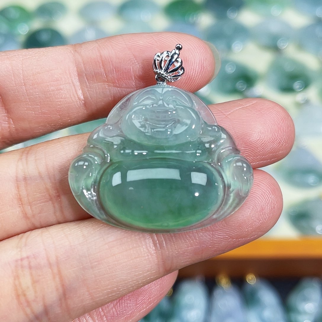 翡翠颈饰18K金镶嵌吊坠