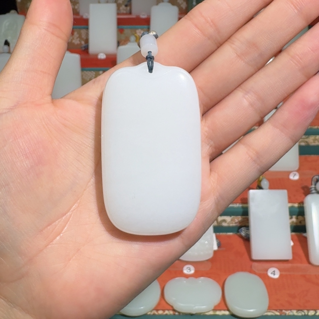 和田玉未镶嵌颈饰屹阳珠宝