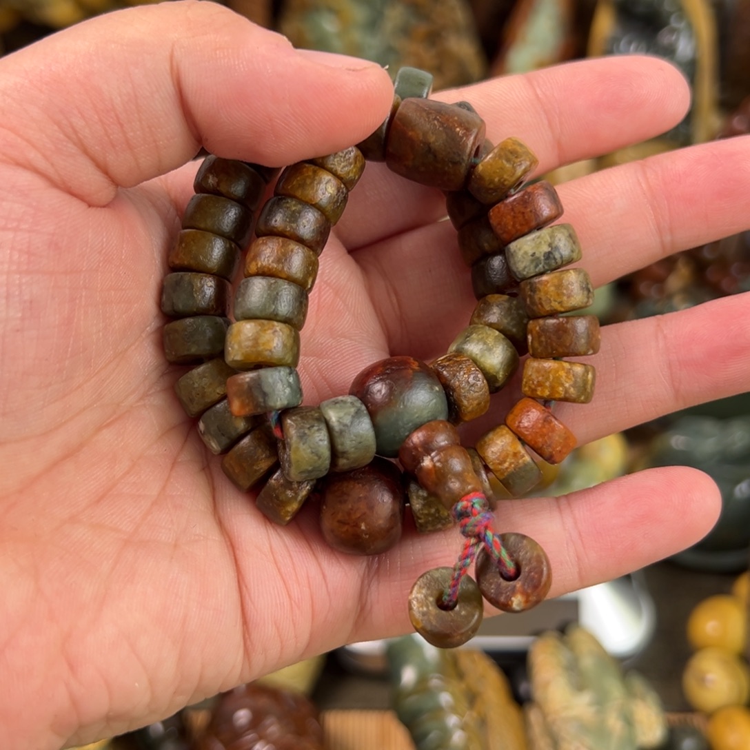 岫岩河磨玉（透闪石质玉）未镶嵌手串