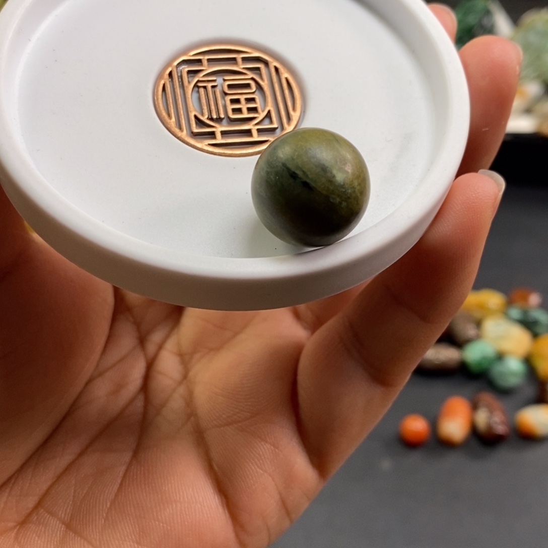 翡翠未镶嵌毛衣链