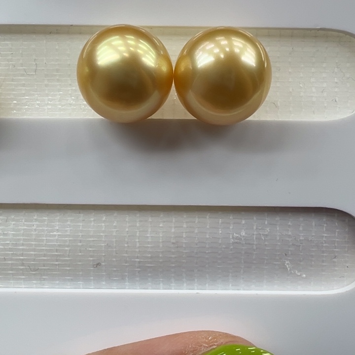 金珠裸珠对珠13+mm基本无瑕未镶嵌海水珍珠