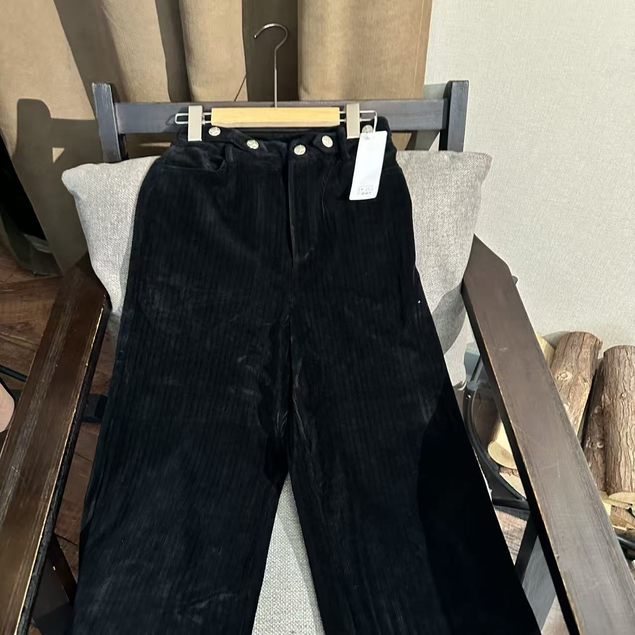 【首次PO价】西町村屋 剧拾光轻潮灯芯绒长裤AD8302161