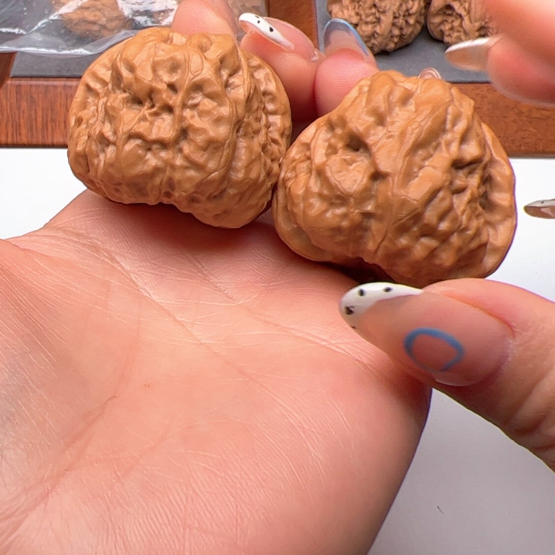 文玩核桃把件蛤蟆38丽