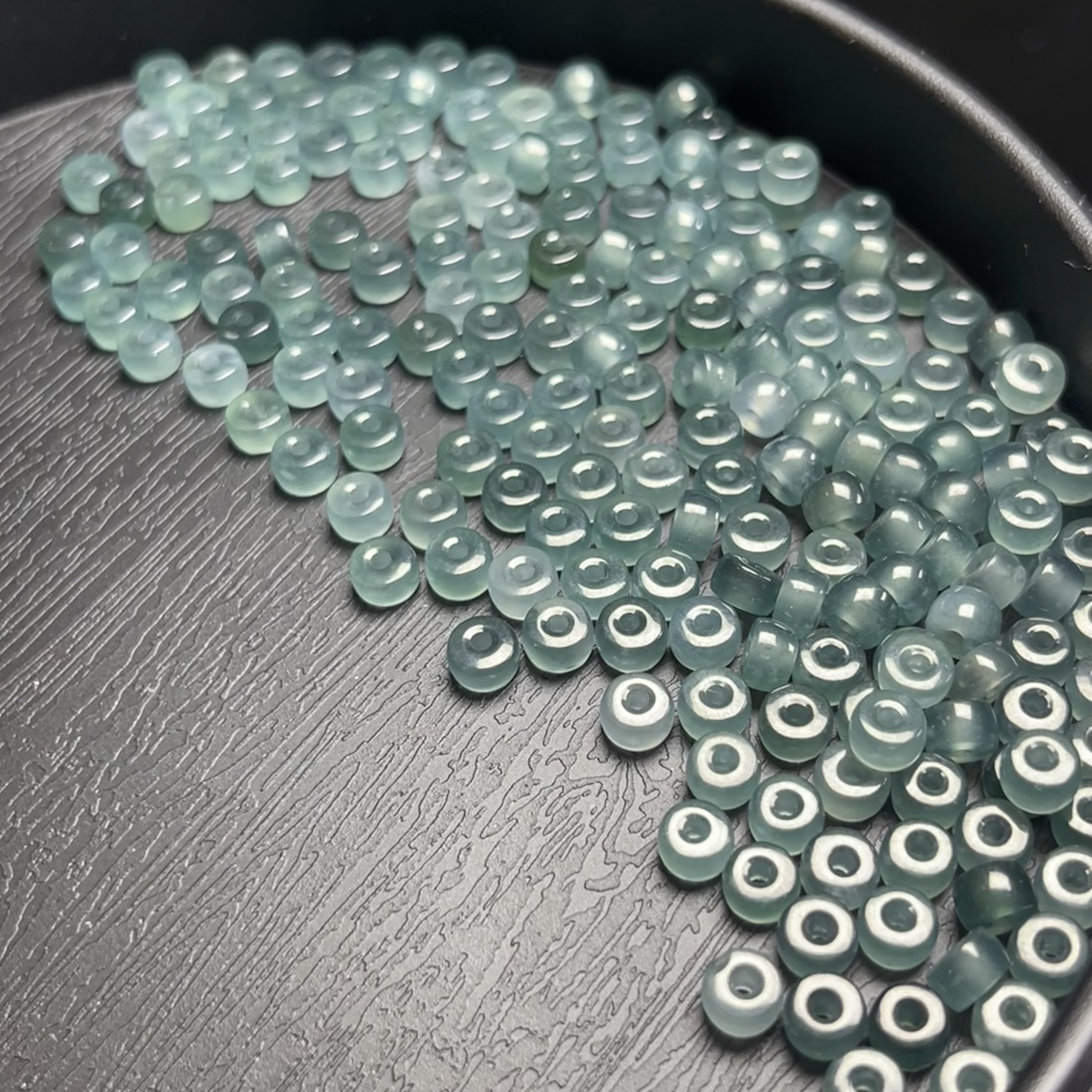 危地拉马翡翠A货卡6左右高冰算盘珠（一组10颗）多样性发货