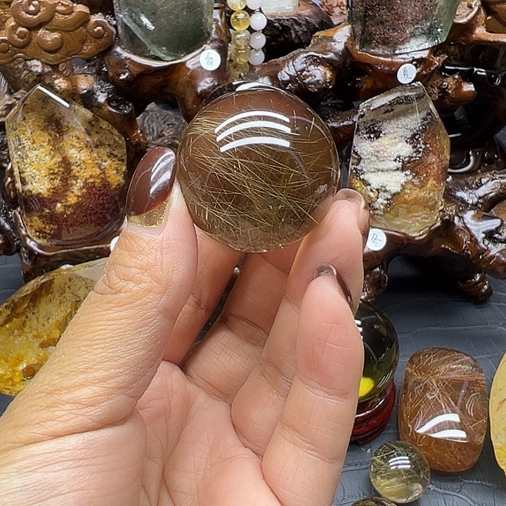 阳***阳水晶珠宝半成品未镶嵌