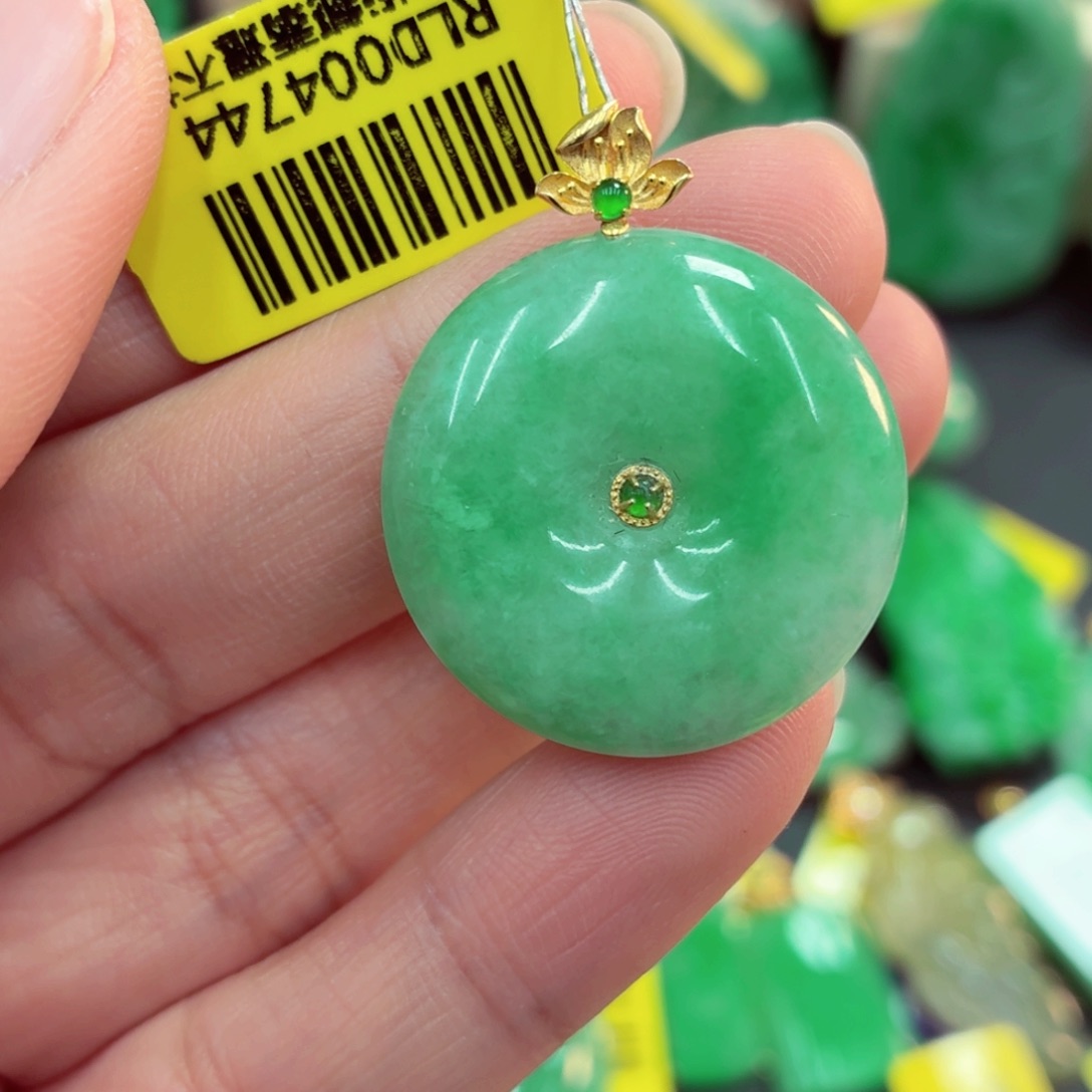 翡翠18K金镶嵌吊坠(不含链)