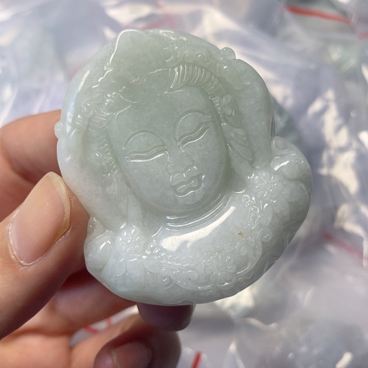 翡翠未镶嵌颈饰天然翡翠A货