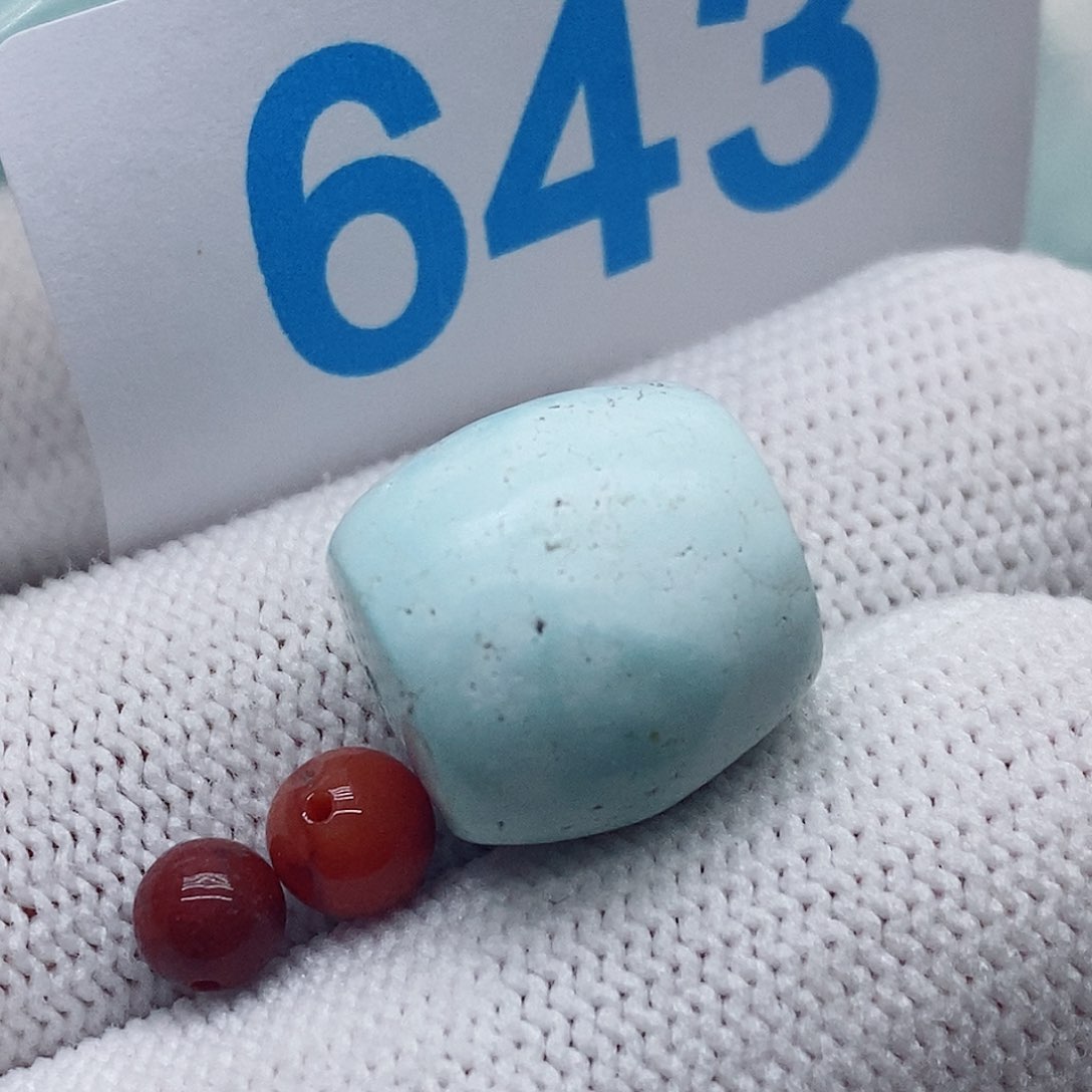 南红玛瑙未镶嵌珠宝奇石