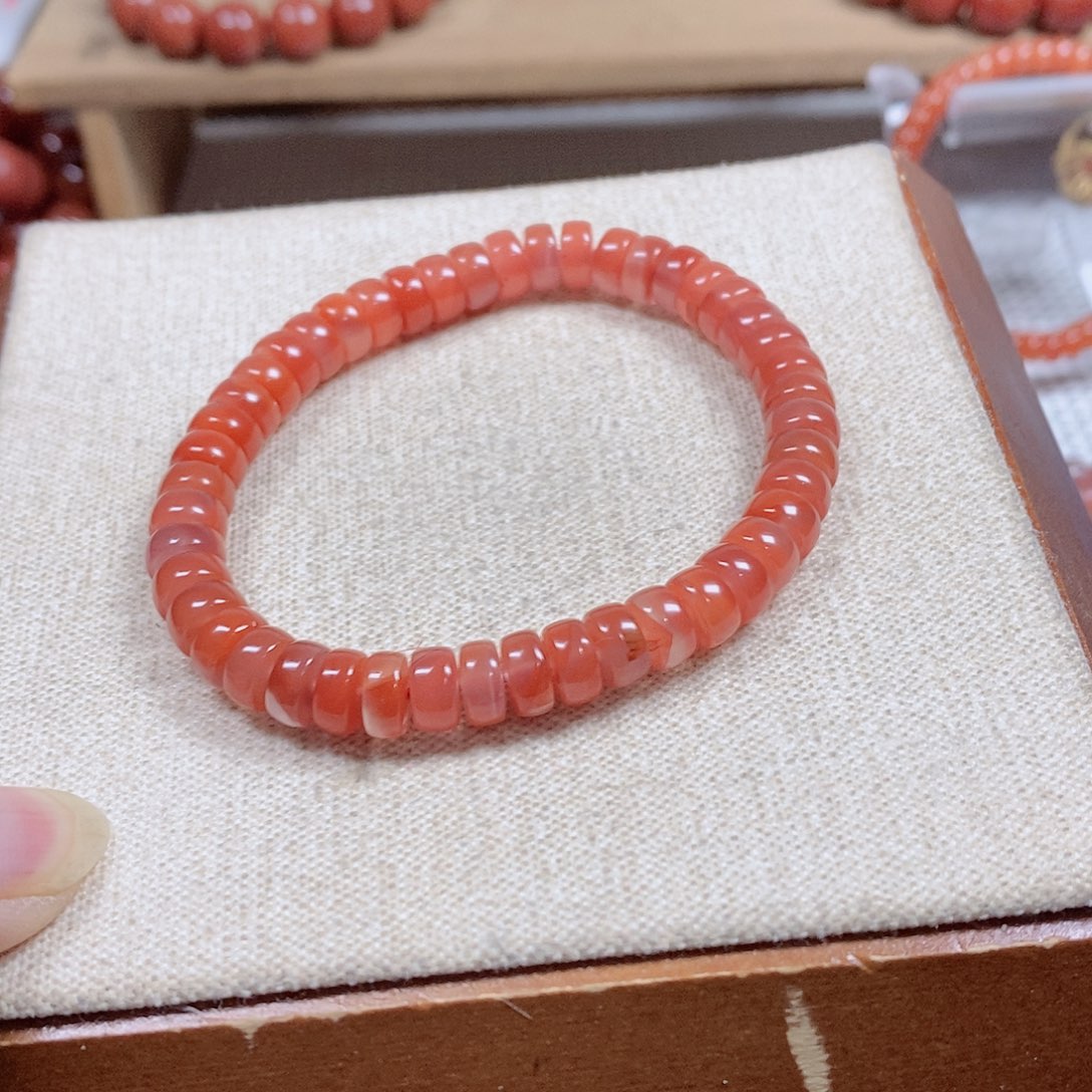 南红玛瑙未镶嵌手串卡7.3