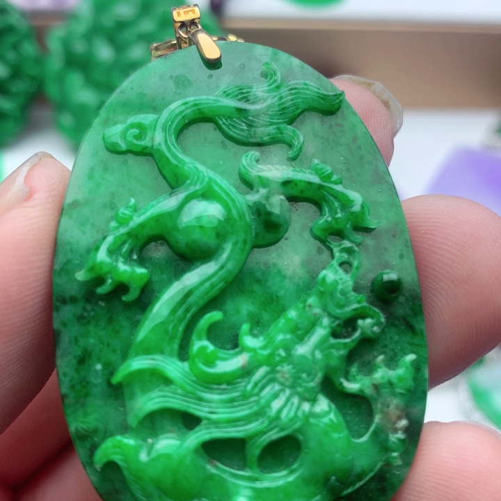 翡翠未镶嵌吊坠(不含链)