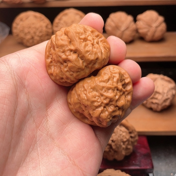 吊坠文玩核桃40.8全品毕业红皮蛤蟆头