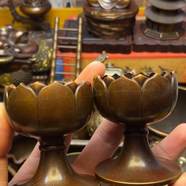 铜器摆件做工精良