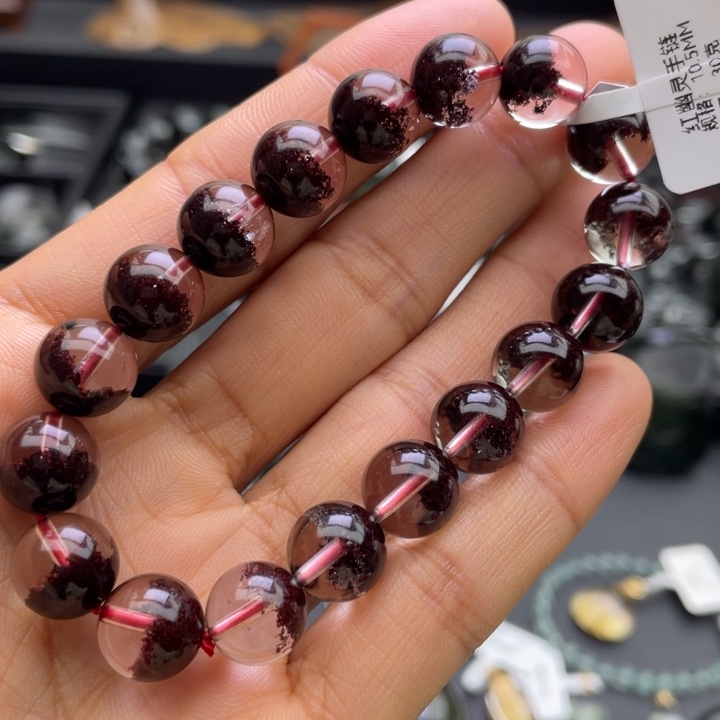 胡***玮水晶手链未镶嵌红幽灵